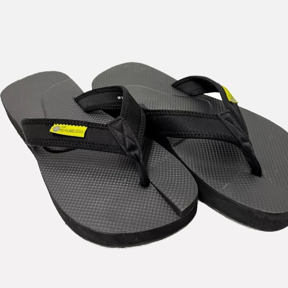 (S2)‎ The Healing Sole- Black For Plantar Fasciitis
Men\'s Size 12.5 Flip Flops main image 10